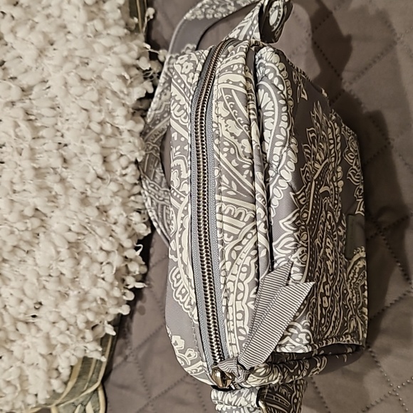 Vera Bradley Crossbody Bag - Picture 11 of 16